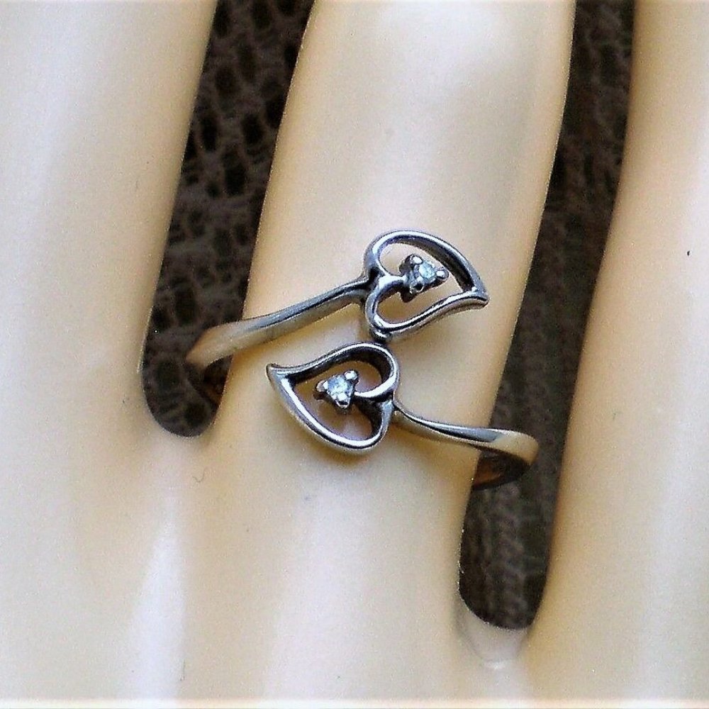 Designer Signed Michael Anthony 10K White Gold Diamond Open Heart Bypass Ring